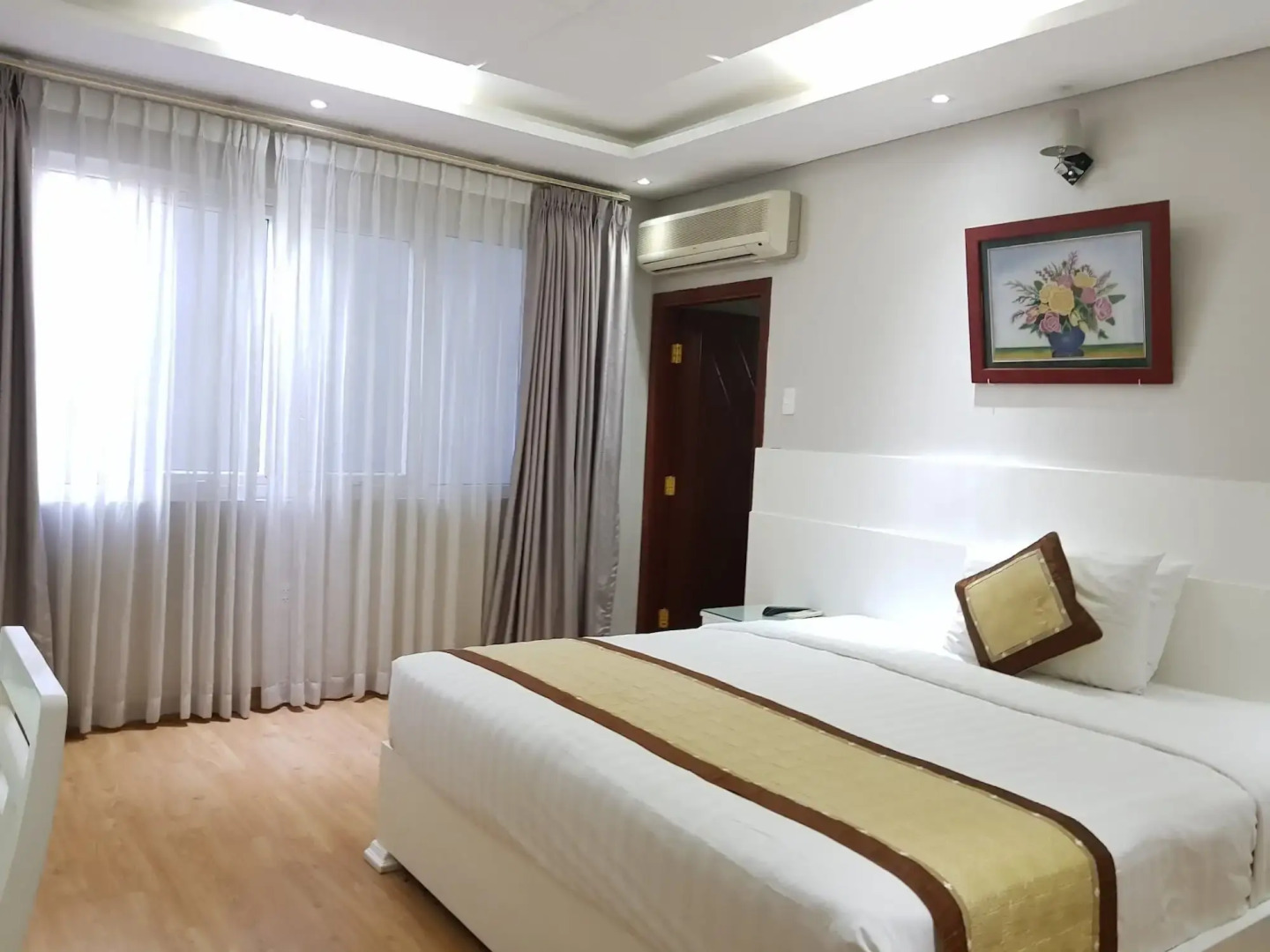 Photo - Van Ha Boutique Hotel Etown - Nhà Ga T3