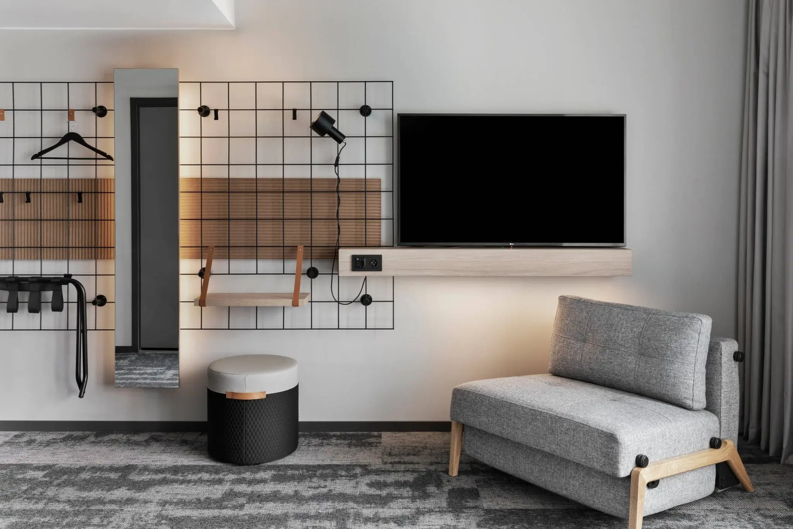 Photo - Moxy Bergen