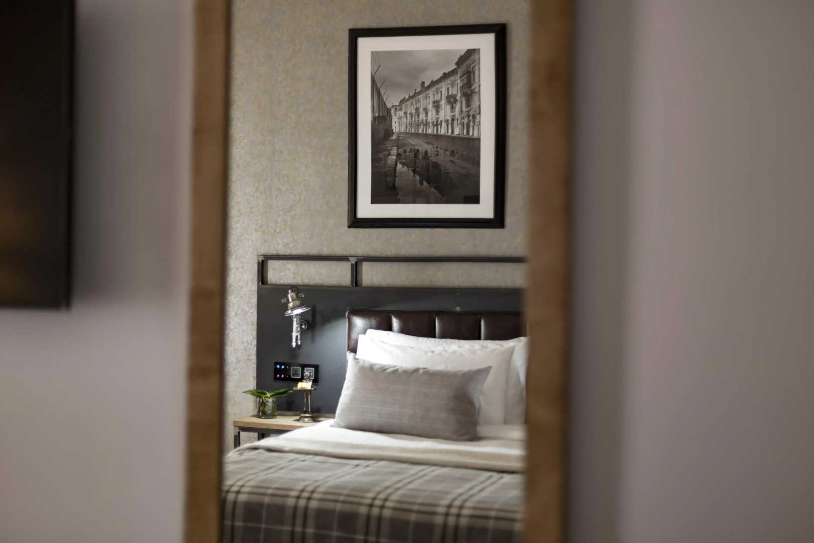 Photo - AX The Saint John