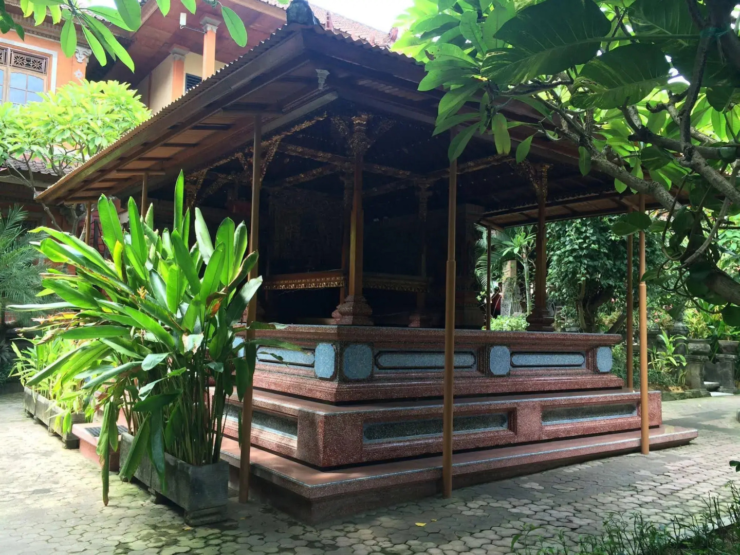 Foto - Suka Beach Inn