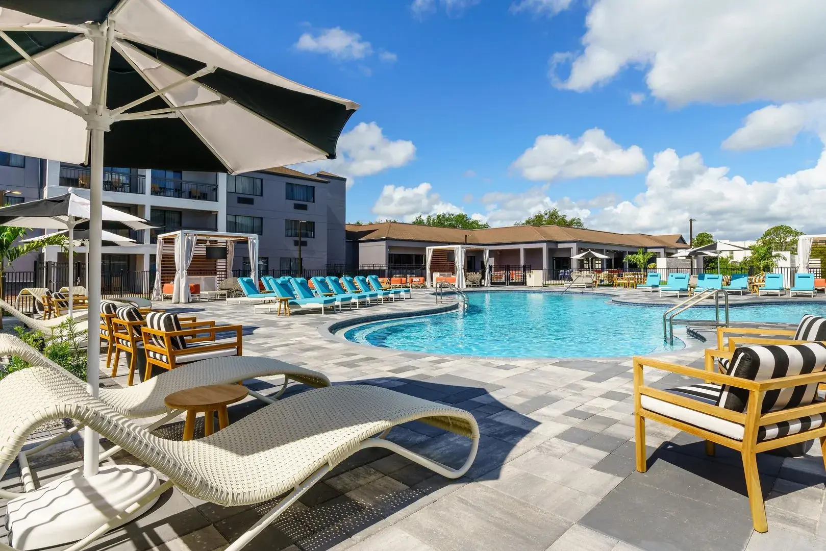 Photo - Courtyard by Marriott Orlando Lake Buena Vista at Vista Centre