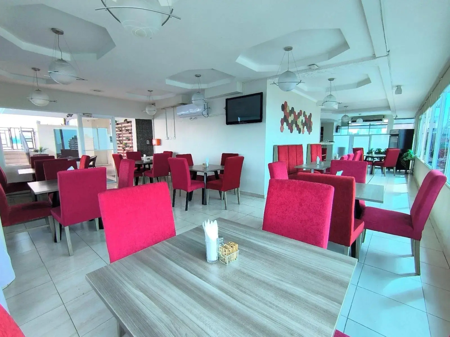 Photo - Hotel Bahía Suites