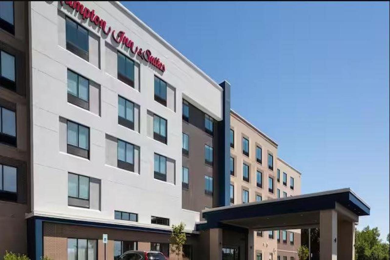 Photo - Hampton Inn & Suites Indianapolis West Speedway