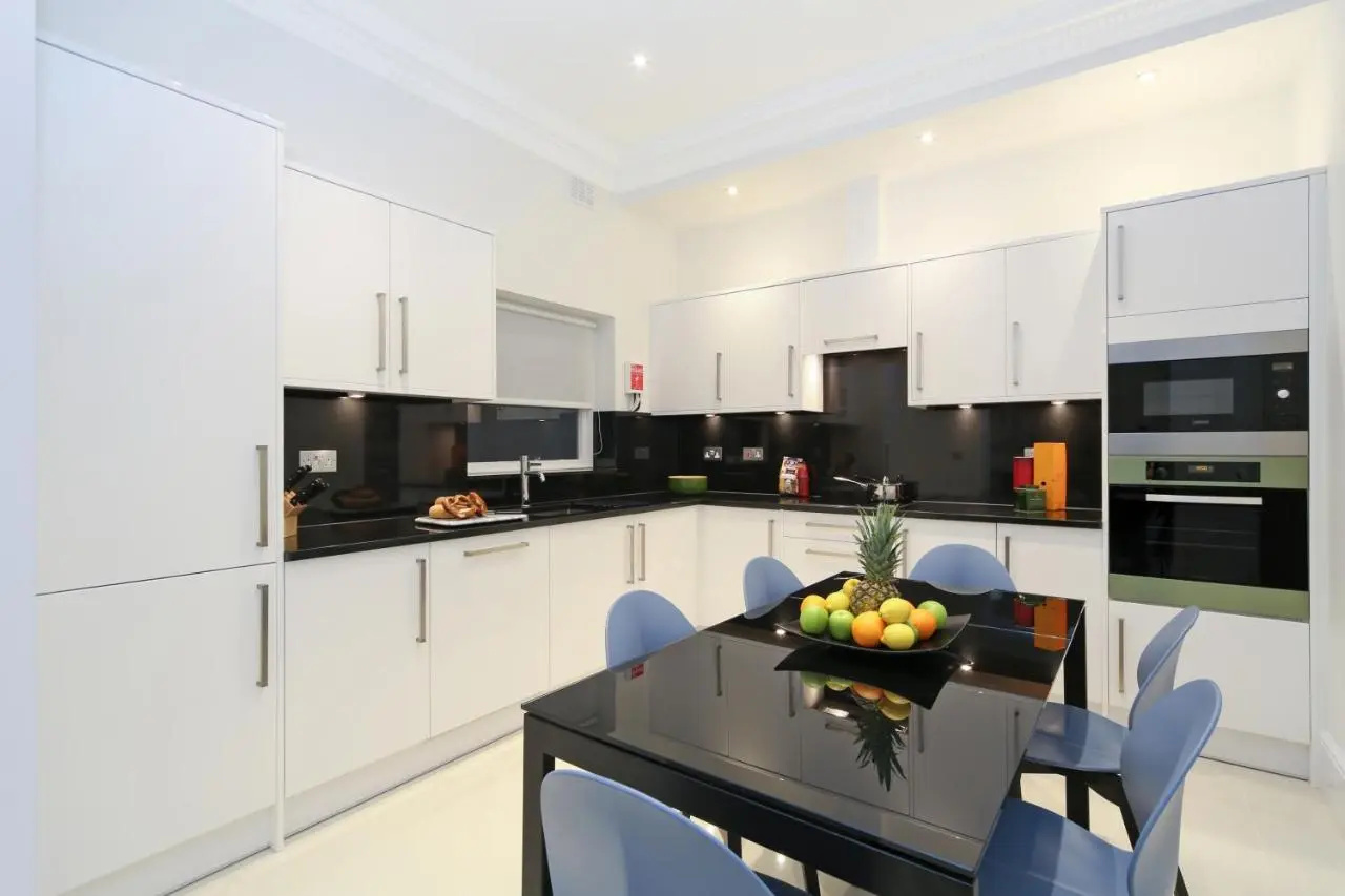 Photo - Queensgate Court