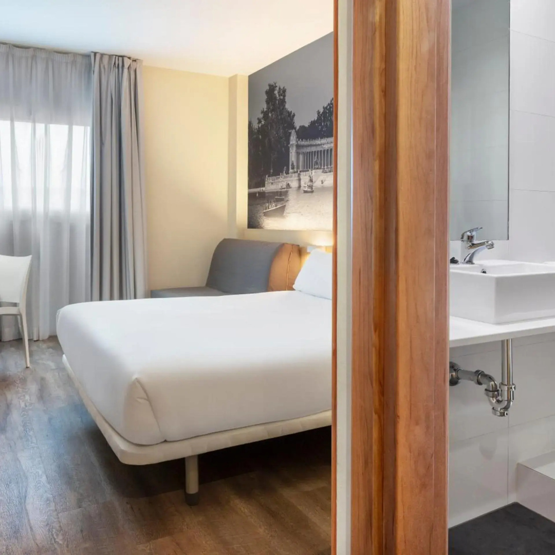 Photo - B&B Madrid Aeropuerto T1 T2 T3