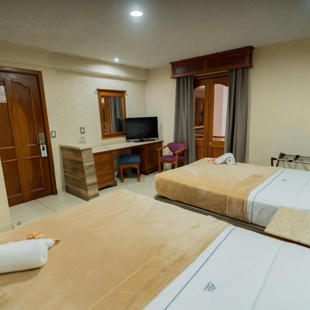 Photo - Hotel Santiago De Compostela - Guadalajara Centro Historico