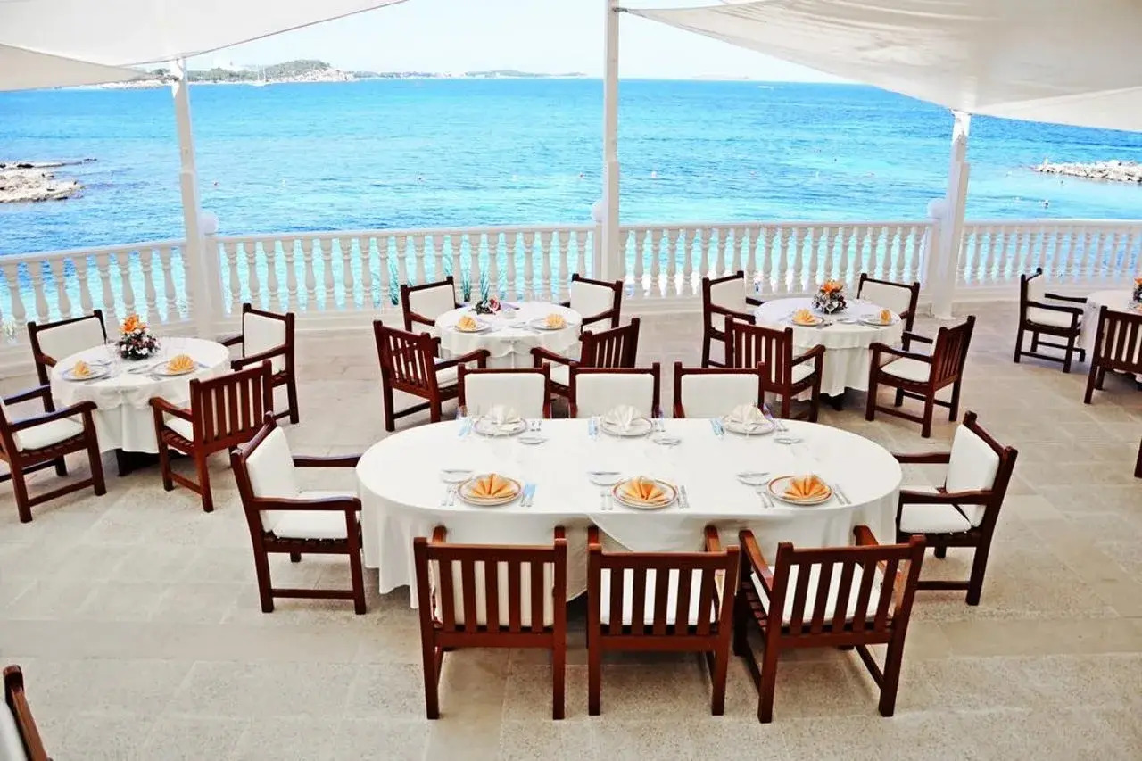 Photo - Grand Hotel Palladium Santa Eulalia del Rio