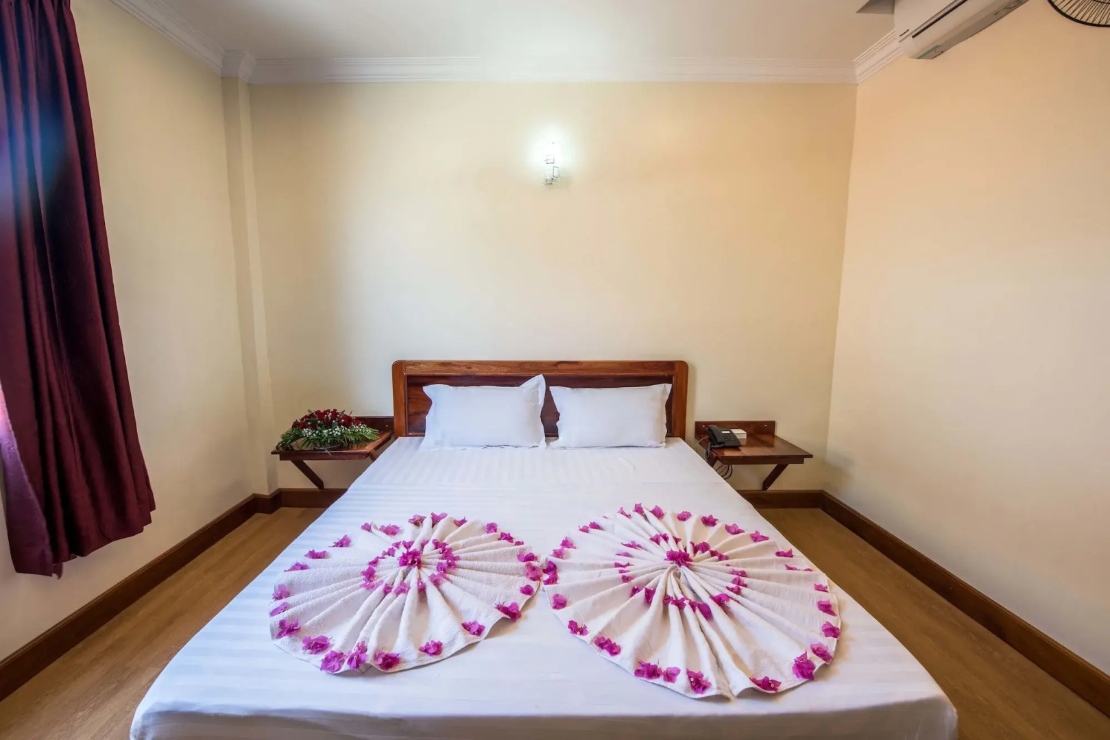 Photo - Seng Hout Hotel