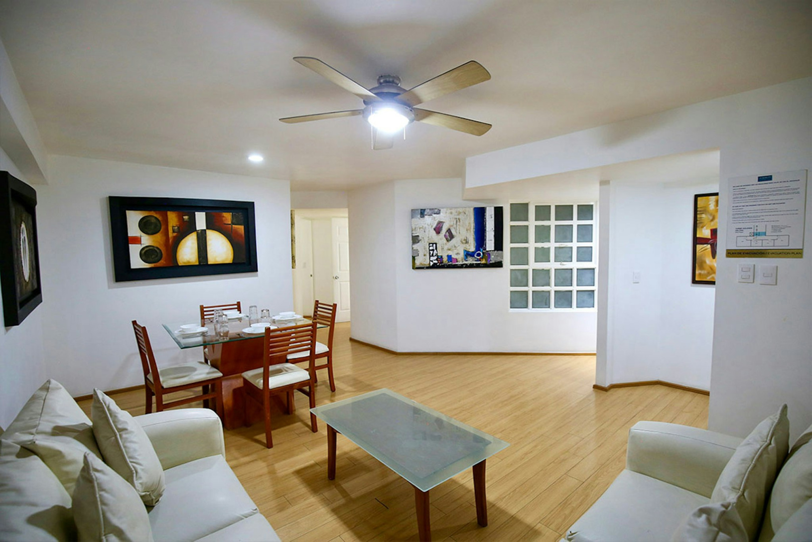 Foto - European Life Style Executive Suites & Gallery