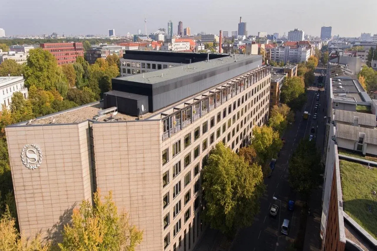 Foto - Sheraton Berlin Grand Hotel Esplanade