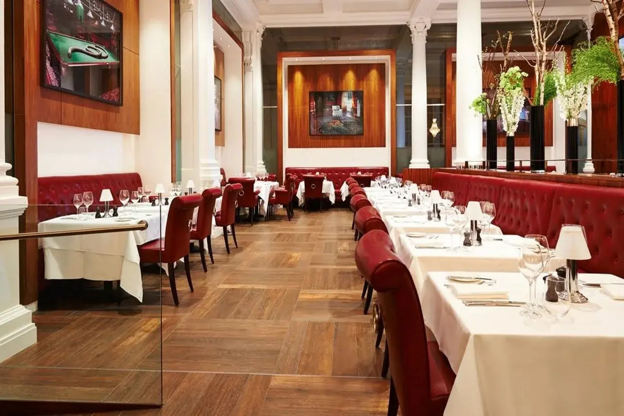 Foto - Threadneedles, Autograph Collection