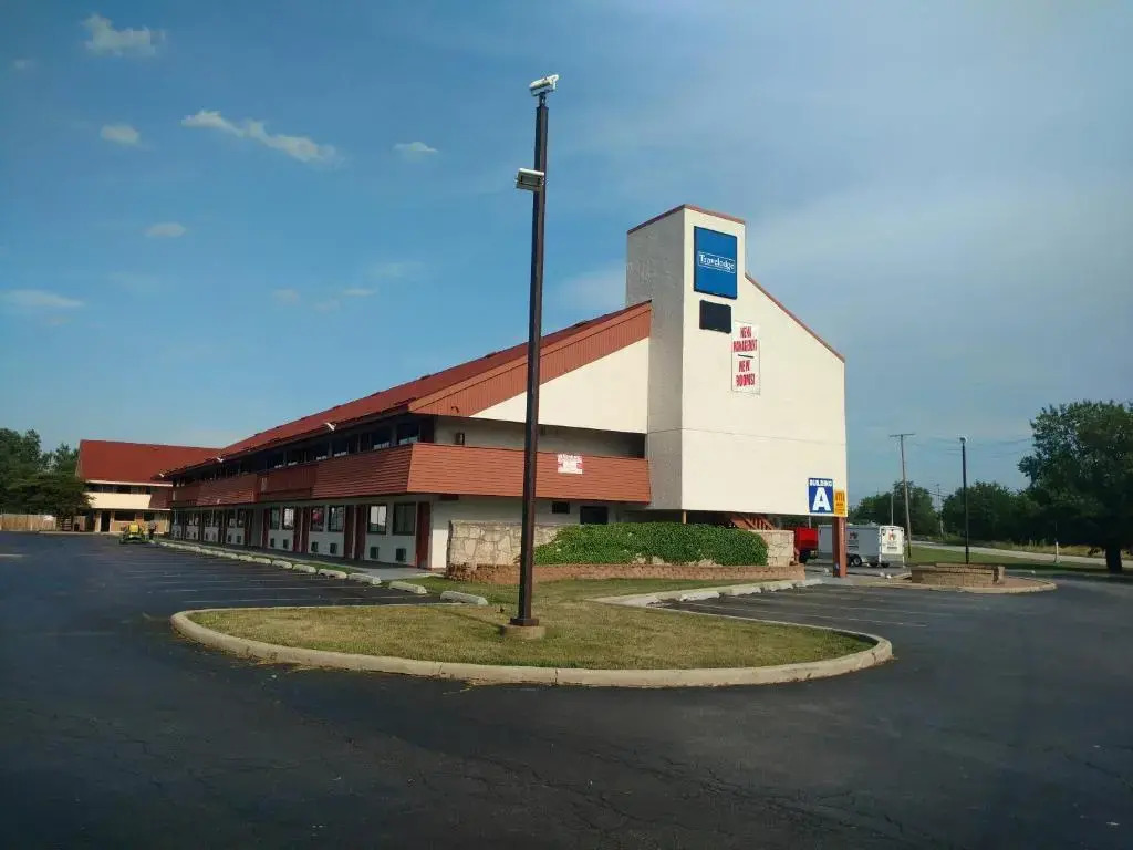 Foto - Travelodge by Wyndham South Holland