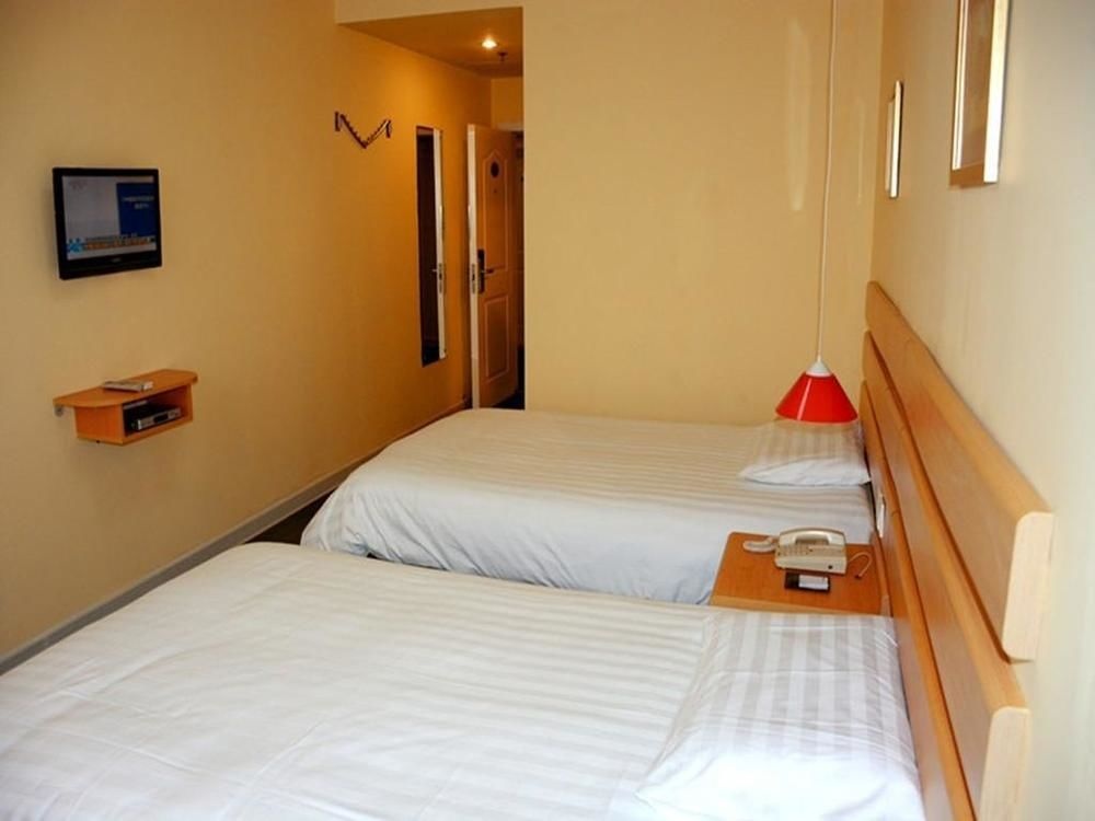 Home Inn Hotel - Yinqueshan Park