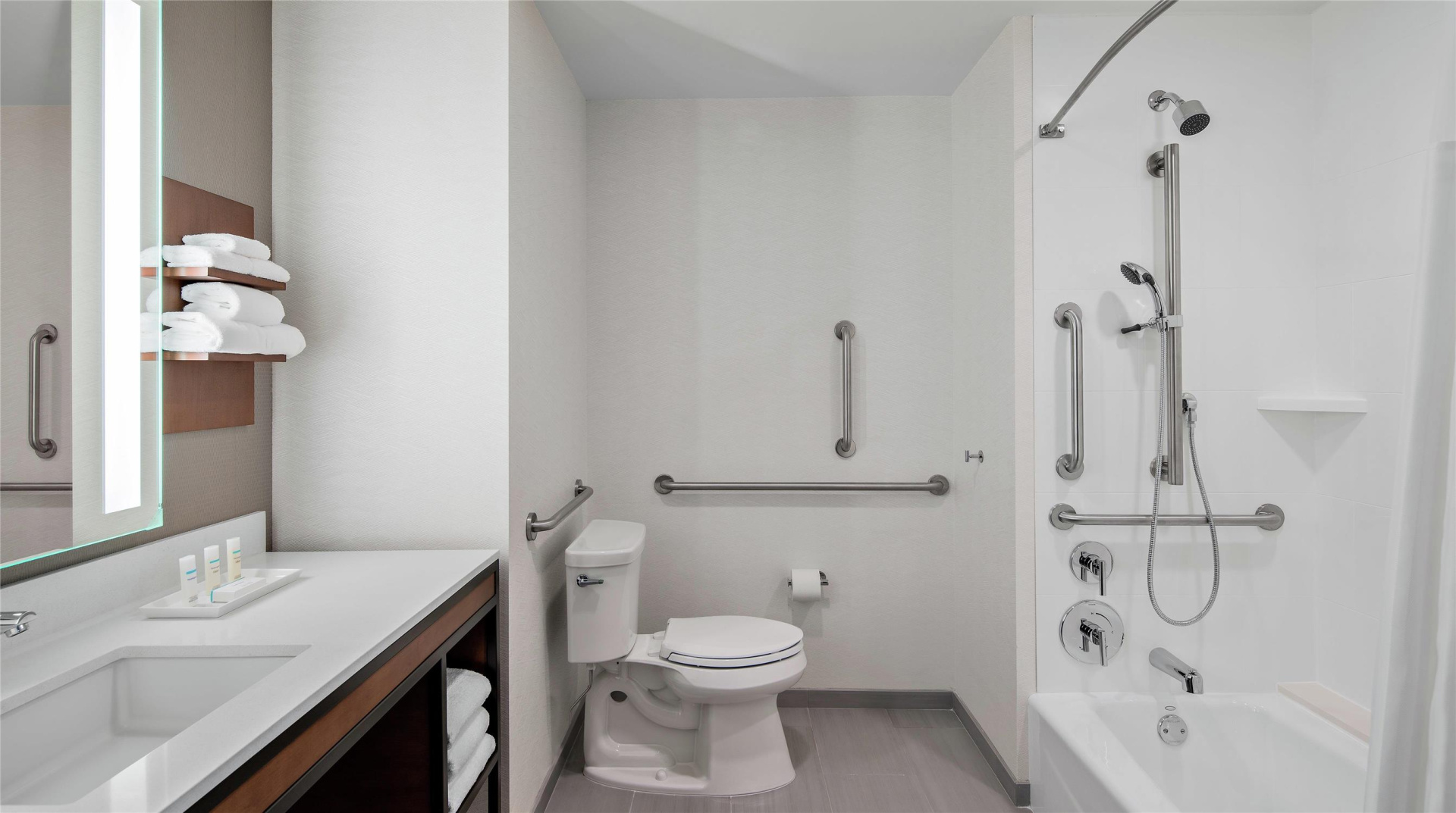 Photo - Hilton Garden Inn Chicago McCormick Place