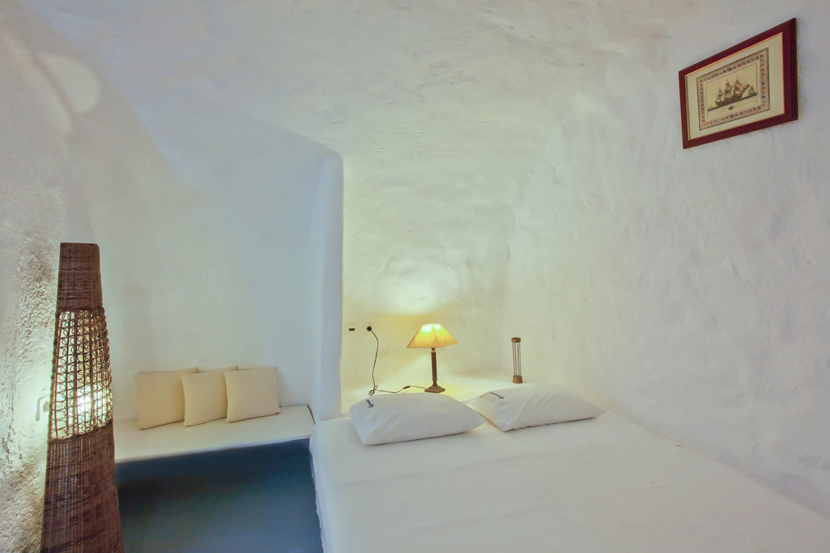 Photo - Alexander's Suites