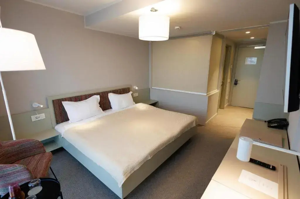 Photo - Millennium Hub & Hotel