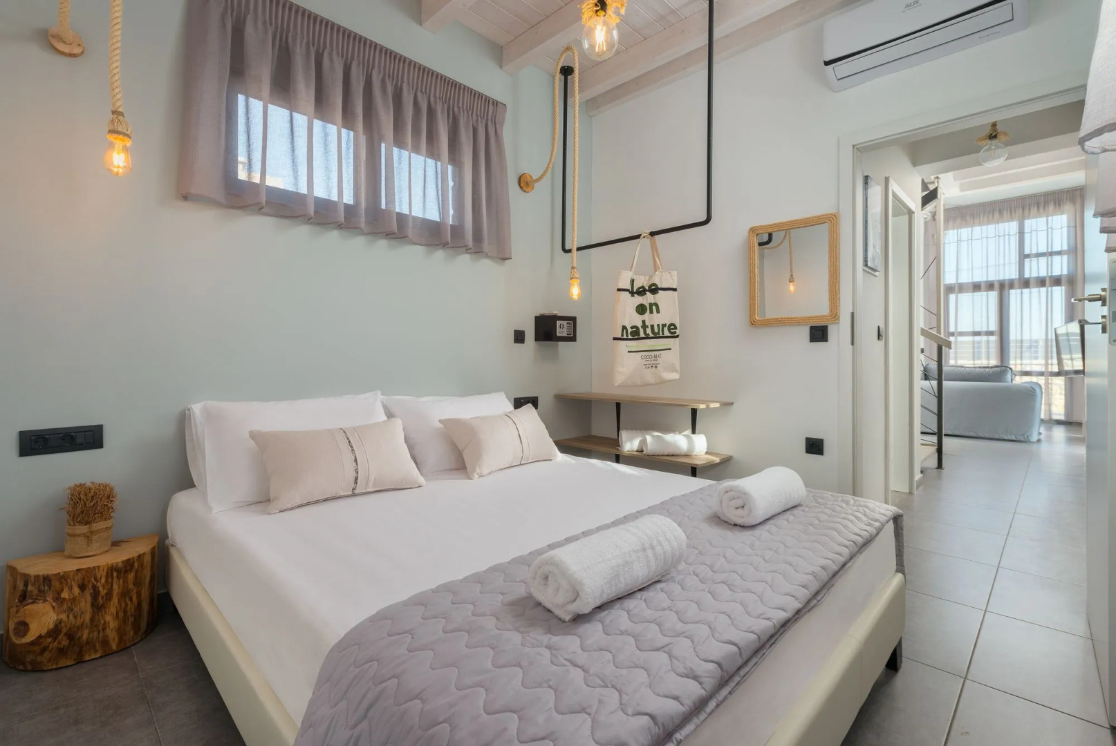 Photo - Southrock Villas