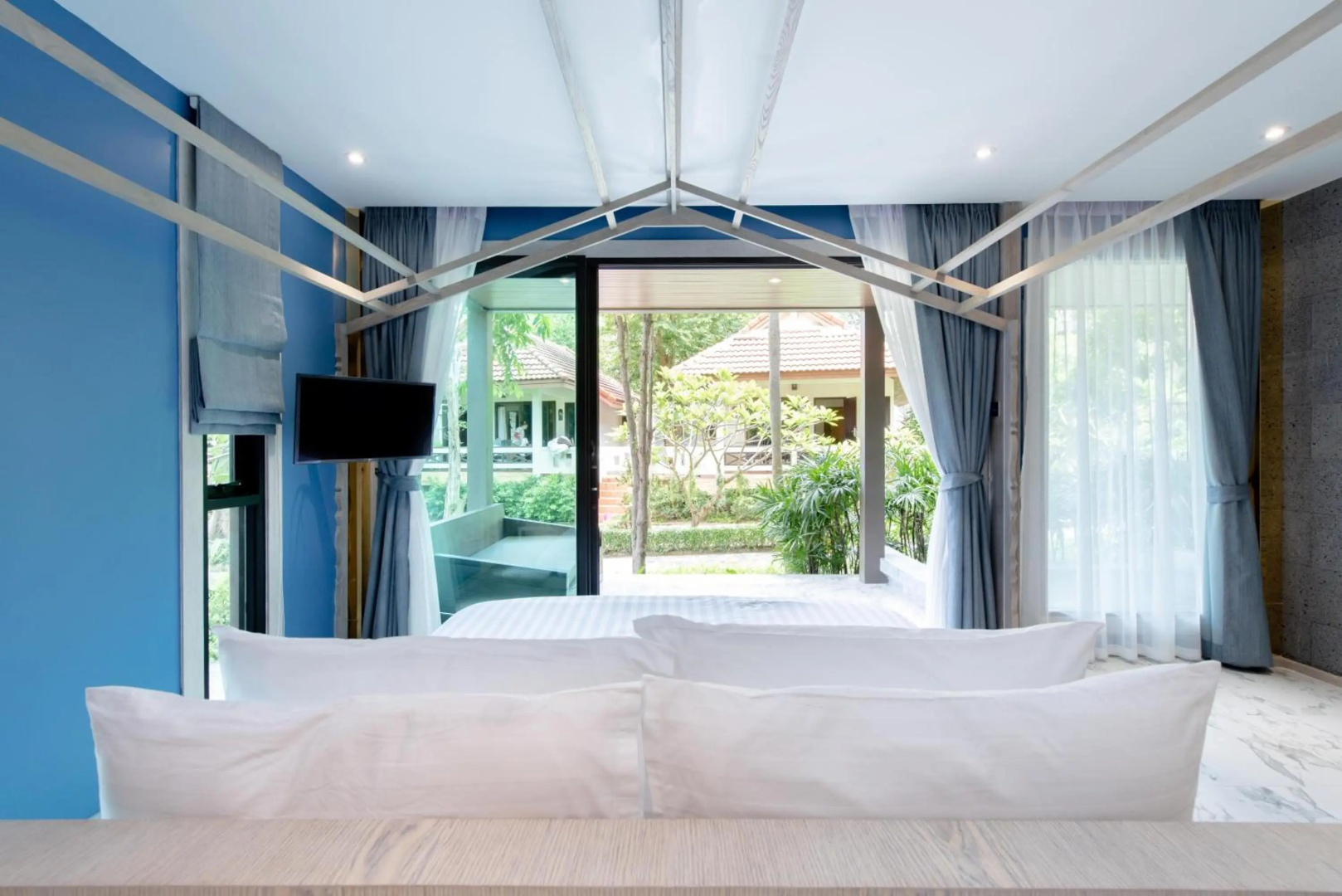 Photo - Ao Cho Grandview Hideaway Resort