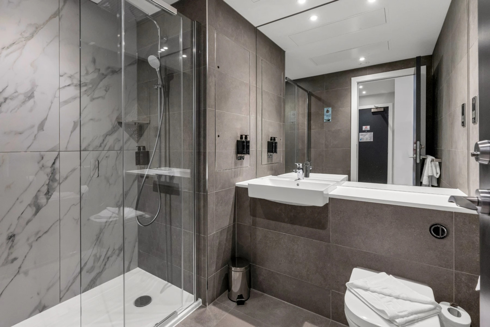 Foto - Roomzzz Edinburgh