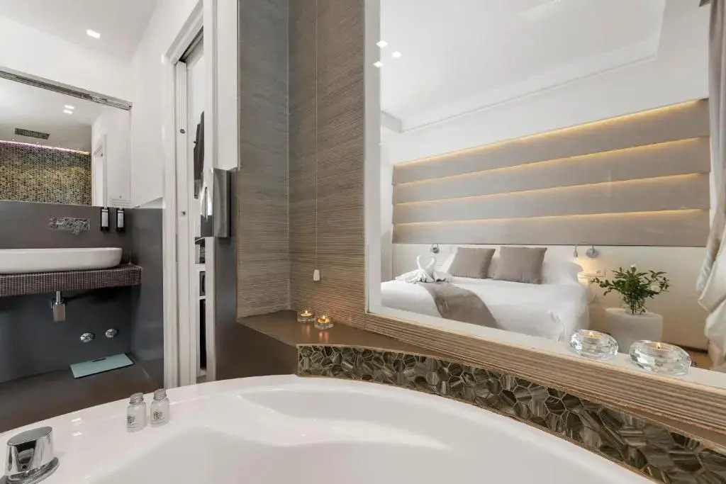 Photo - Vatican Style