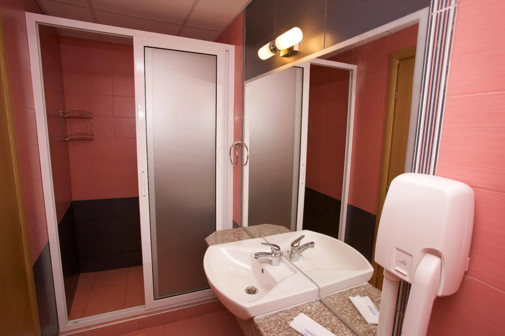 Photo - Seabreeze Hotel