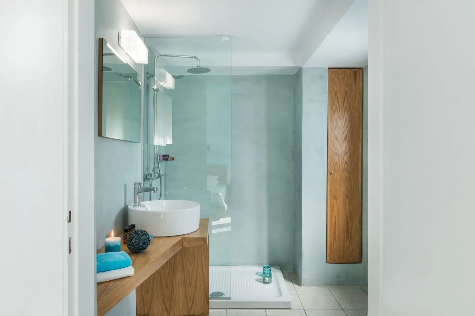 Photo - Thea Thalassa