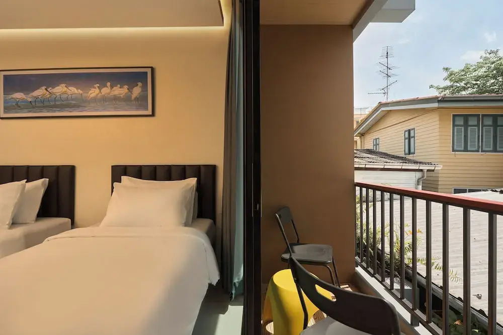 Photo - Red Door Samsen Hotel, Bangkok