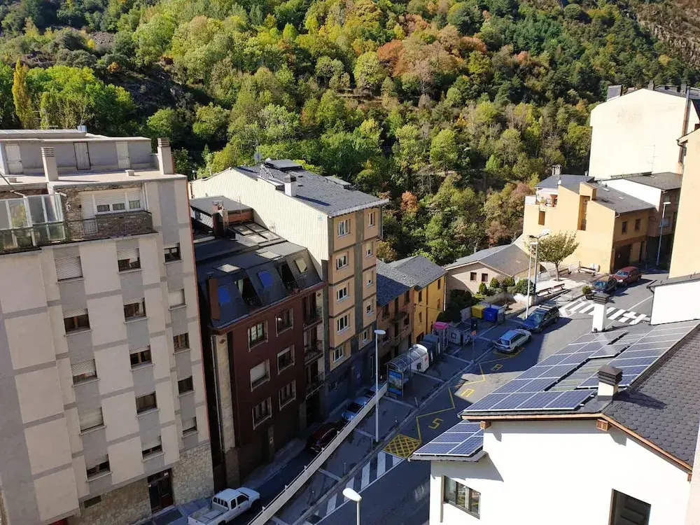Apartment with 3 Bedrooms in Escaldes-Engordany, with Wonderful Mountain View And Wifi — фото 1