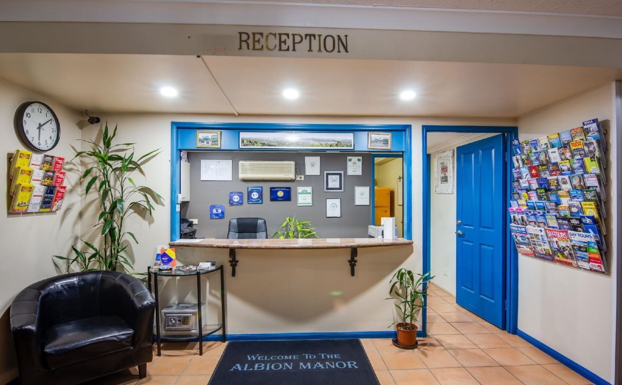 Photo - Albion Manor