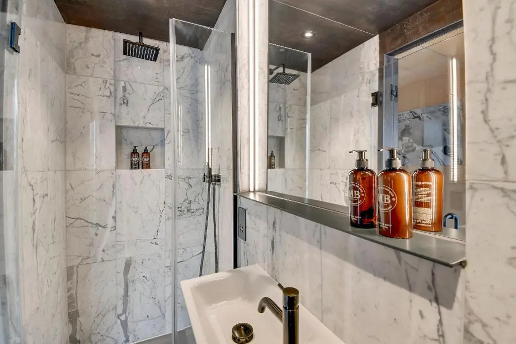 Foto - Stow Away Waterloo