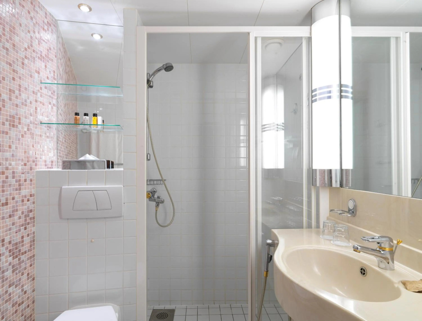 Foto - Sunborn London Yacht Hotel