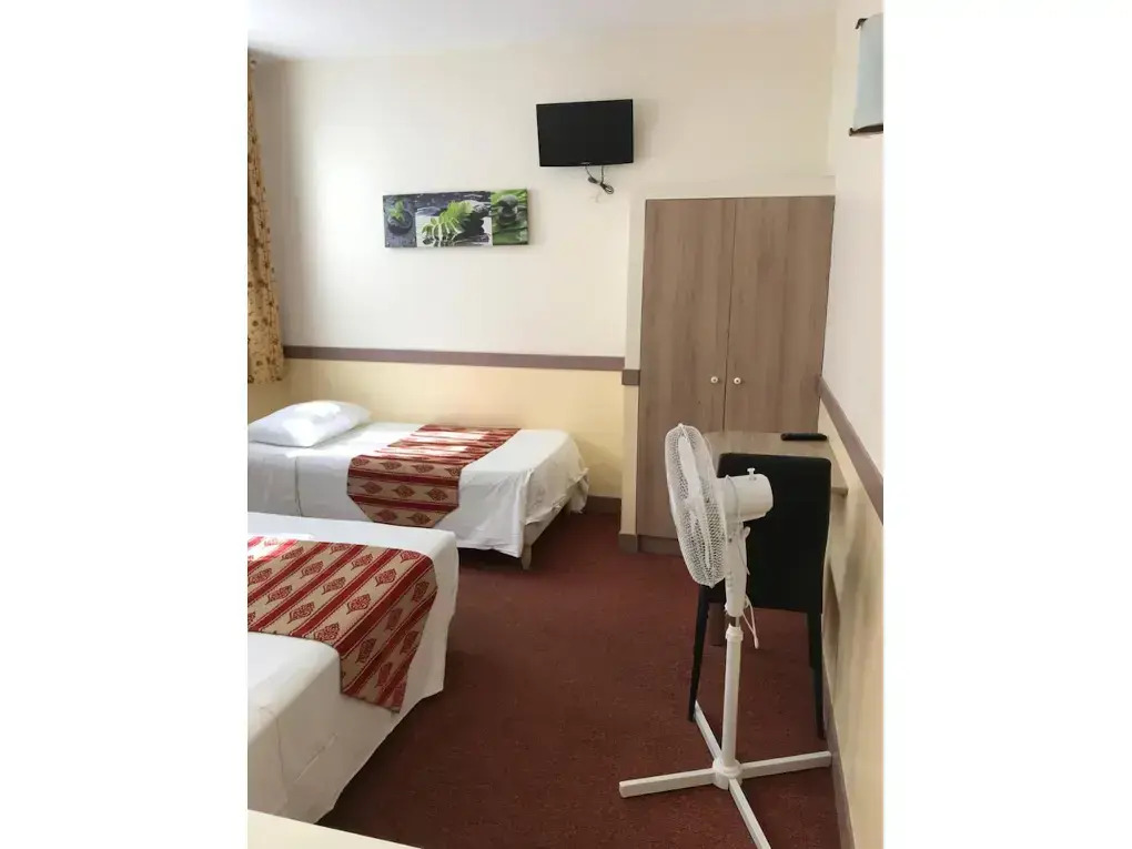 Photo - Hotel des Bains à 10 min de Paris