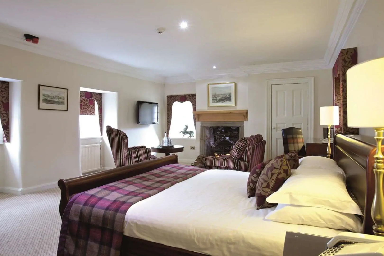 Foto - Macdonald Houstoun House