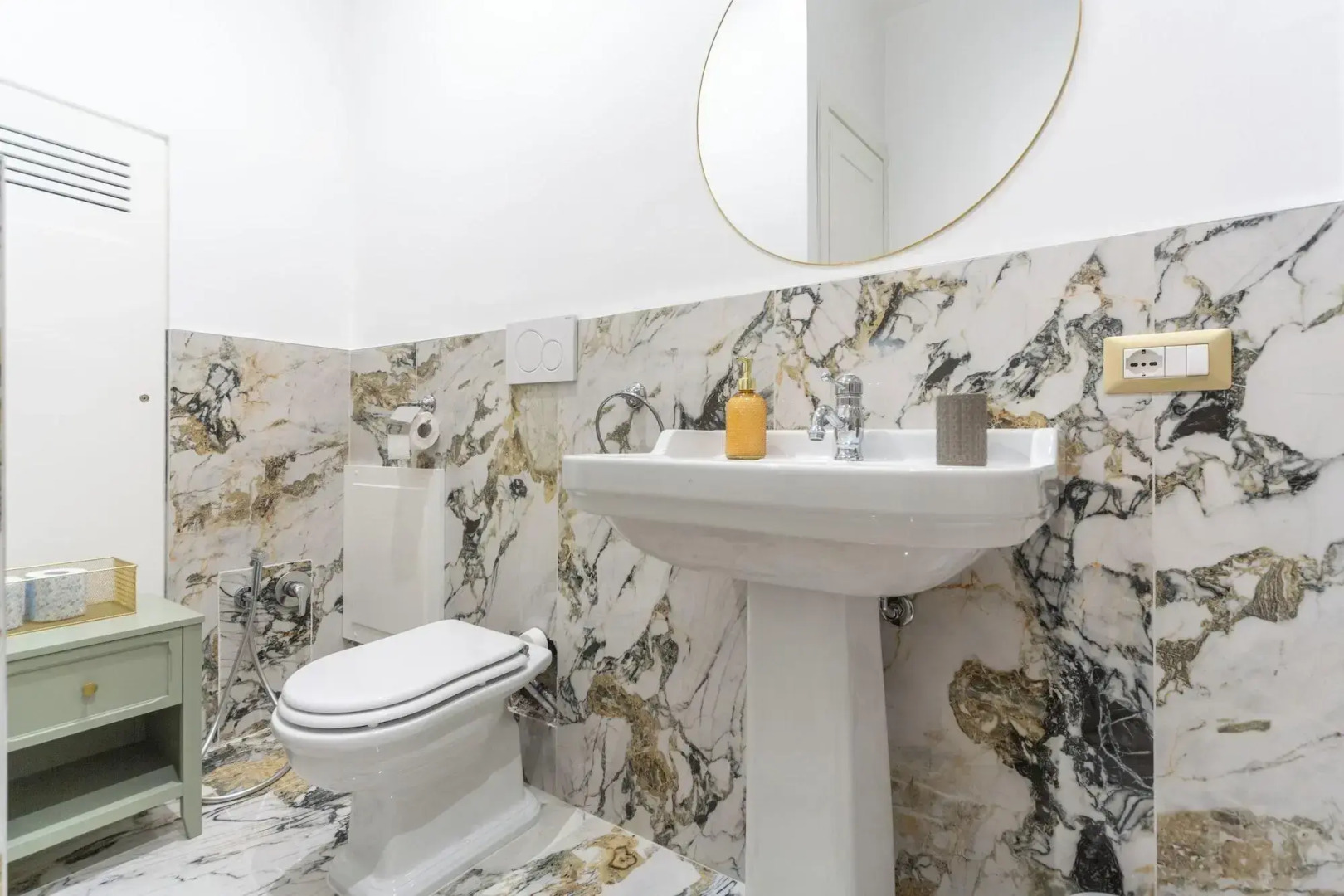 Photo - Duomo Smart Suites