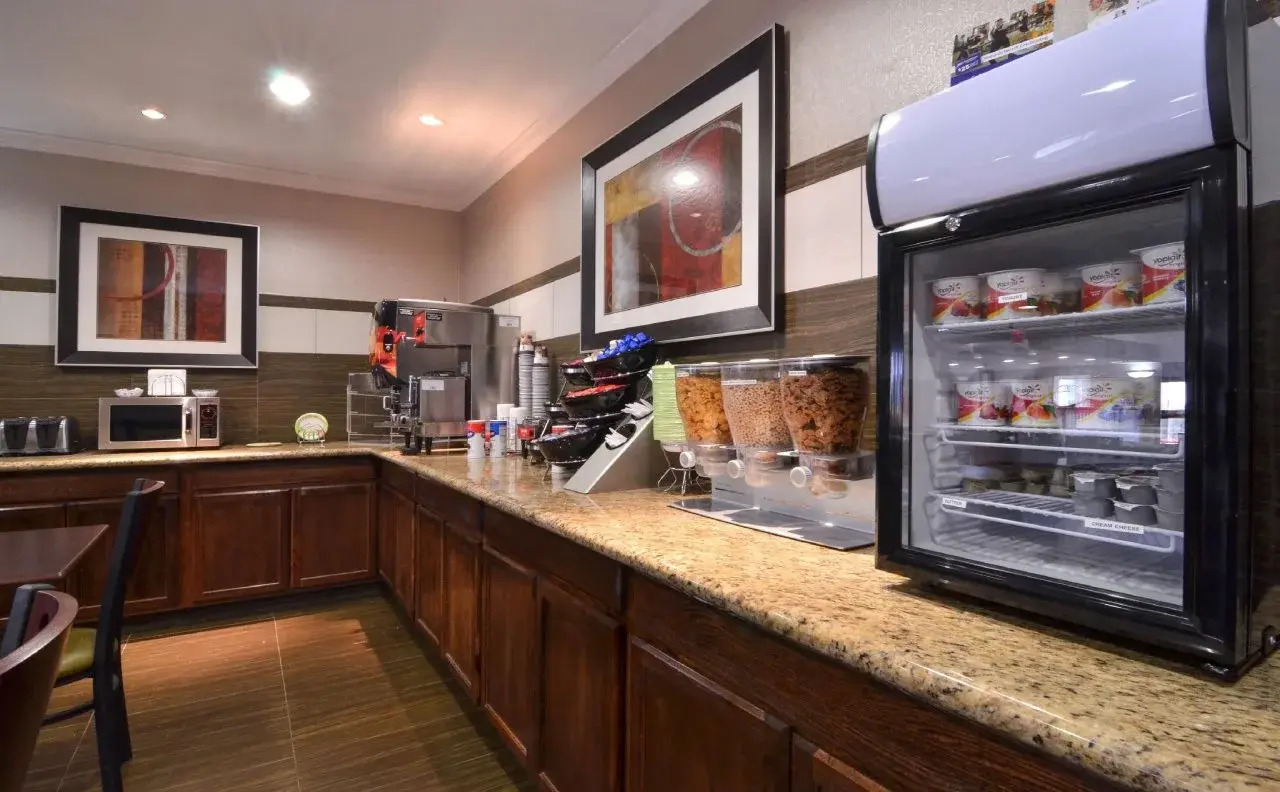 Foto - Best Western Dayton Inn & Suites