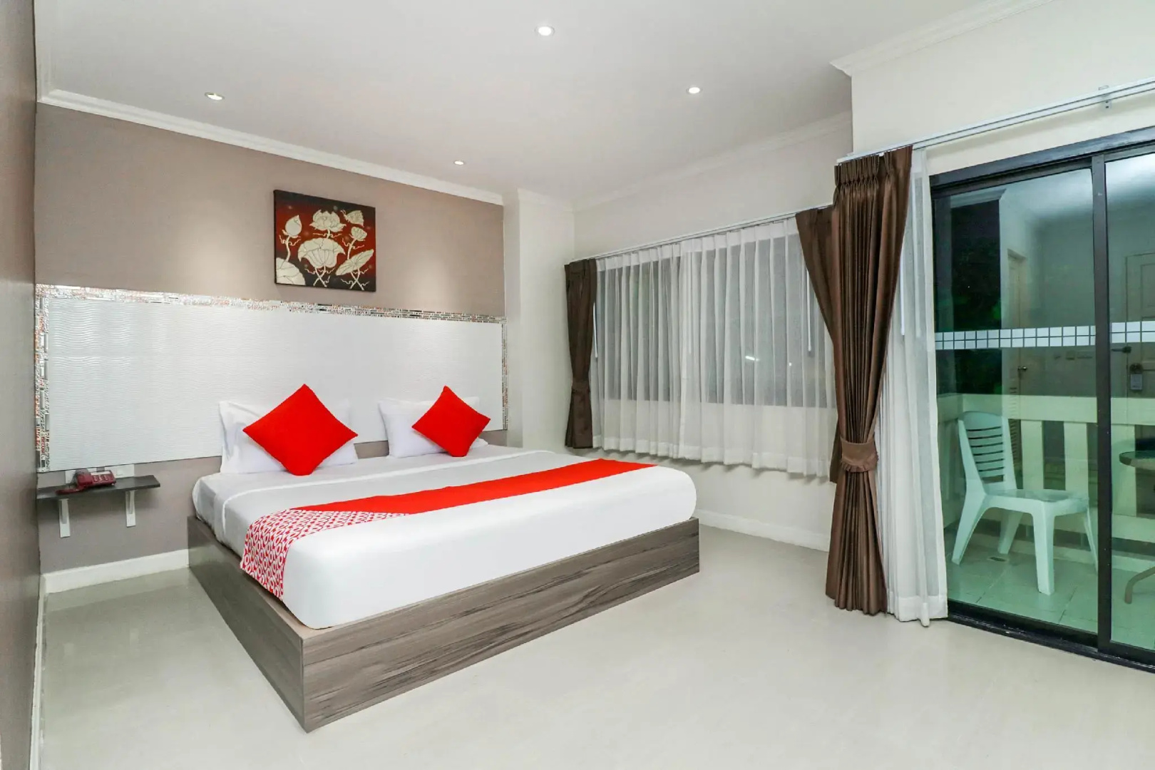 Photo - Natural Beach Hotel Pattaya