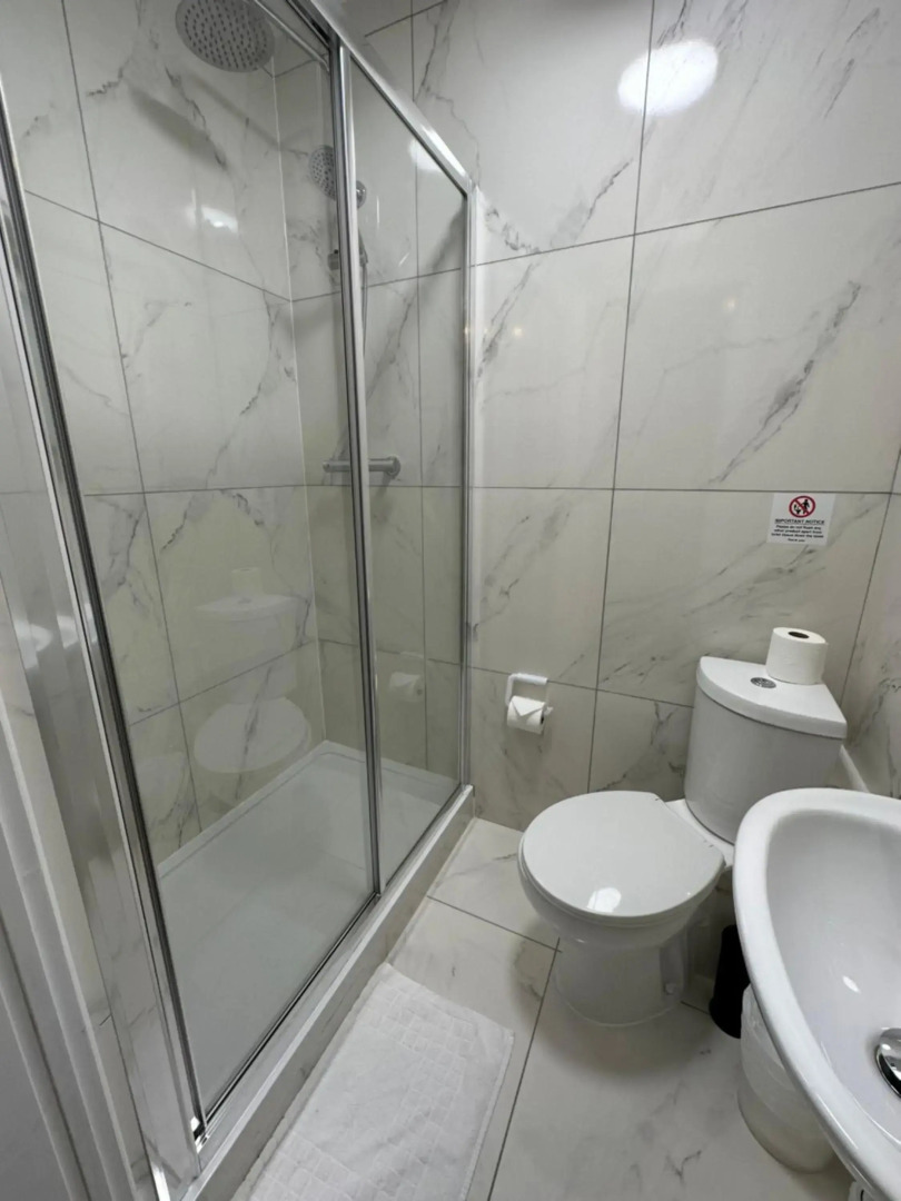 Photo - Tudor Court Hotel