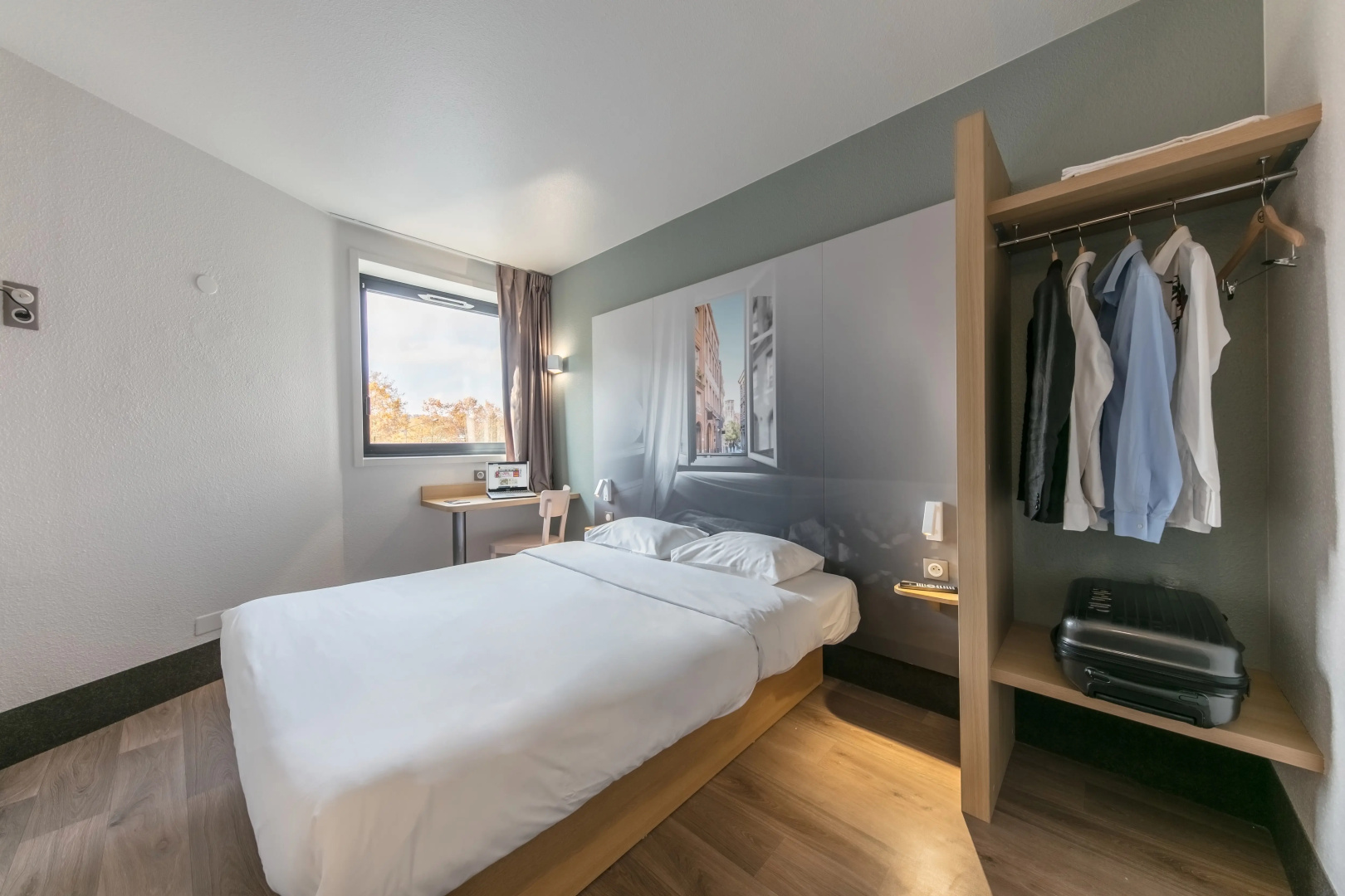 Photo - B&B HOTEL Toulouse Centre Canal du Midi