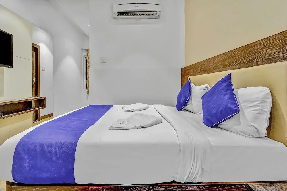 Foto - Hotel Karpagam Lodging House Nr Railway Station & Gandhipuram bus stand