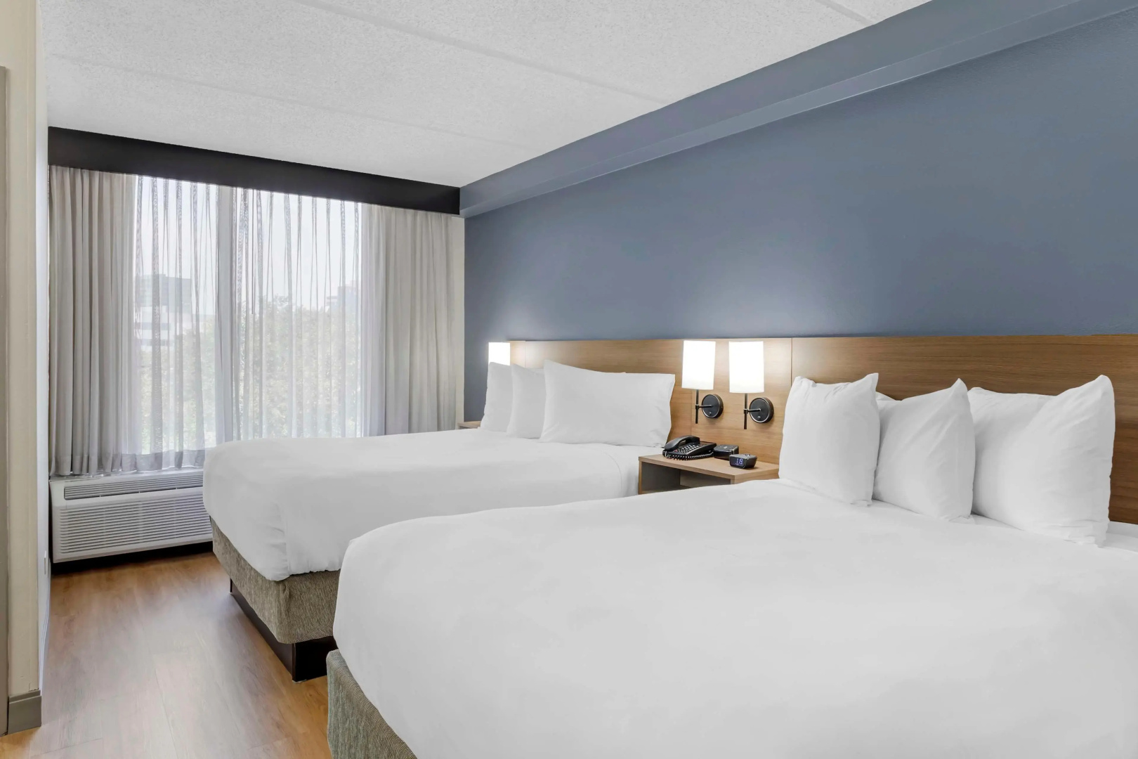 Photo - The IAH Houston Hotel