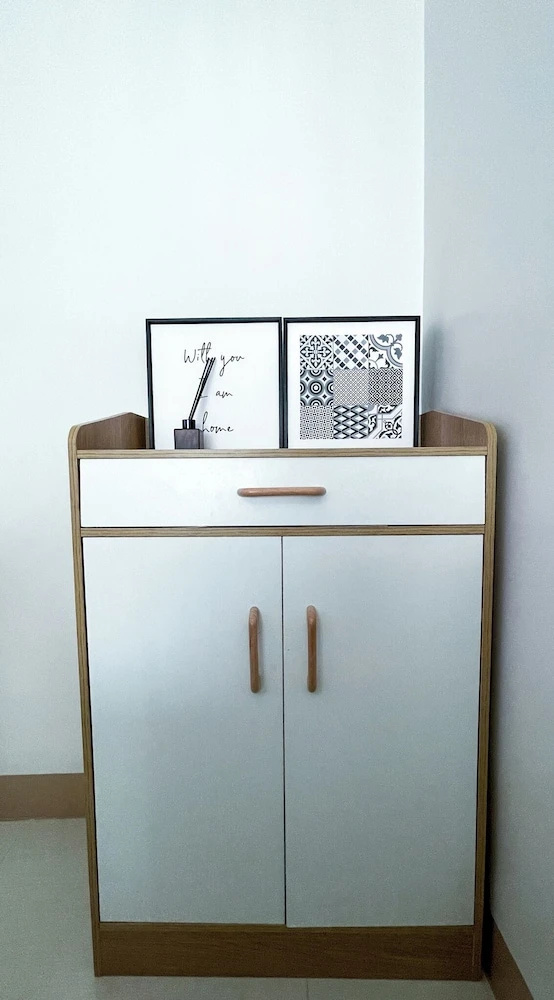 A Simple Yet Cozy Studio