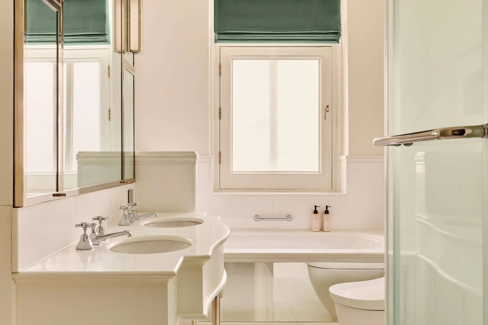 Photo - The Connaught, Maybourne