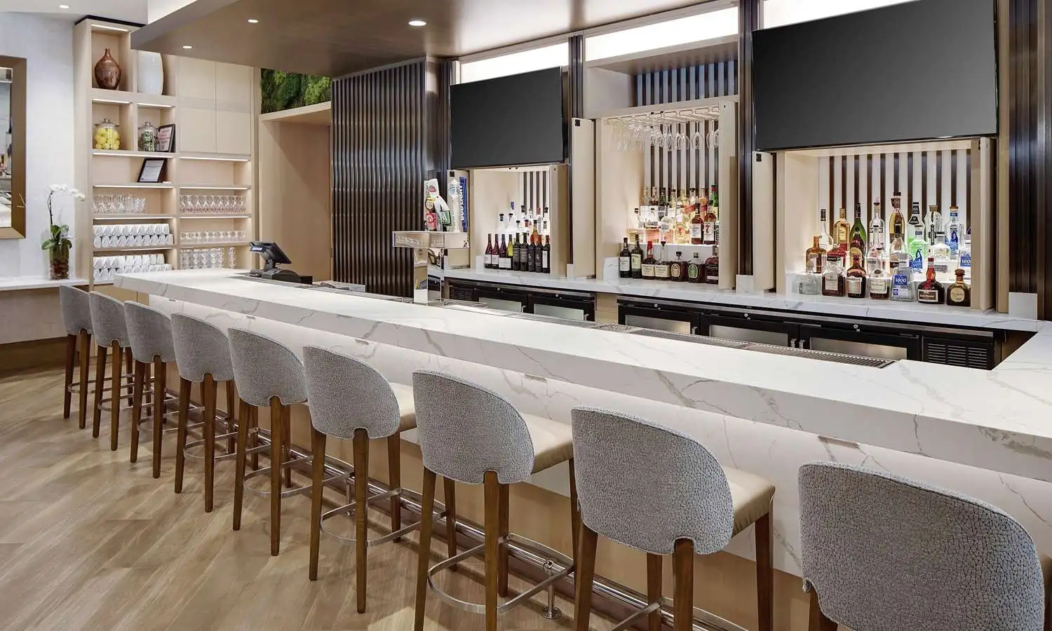 Photo - Hilton Grand Vacations Club Chicago Magnificent Mile