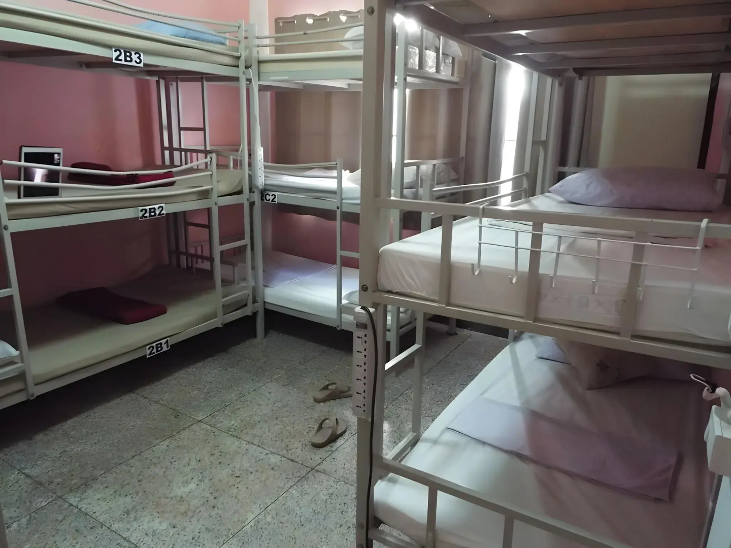 Photo - Hostel 24