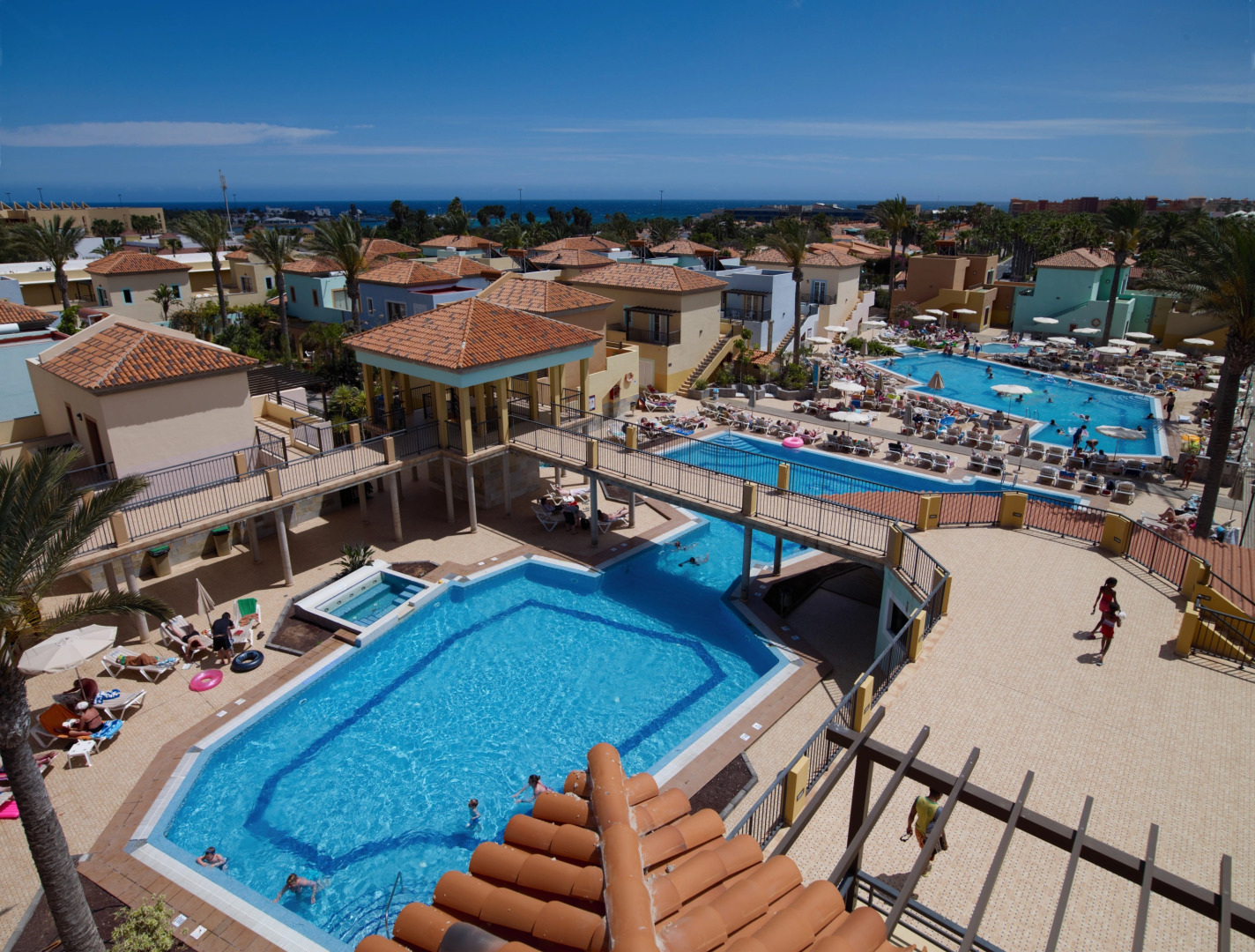 Photo - Broncemar Beach Suites