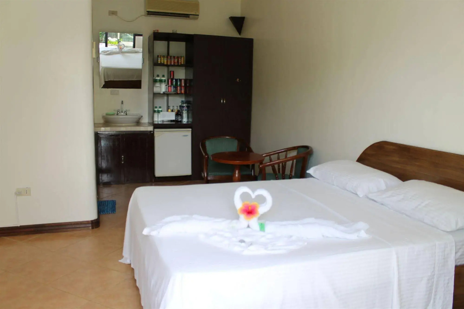 Photo - Turtle Inn Resort