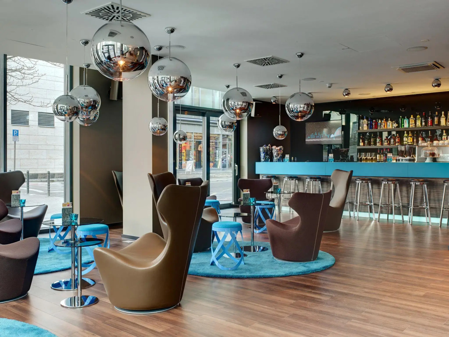 Photo - Motel One Köln-Mediapark