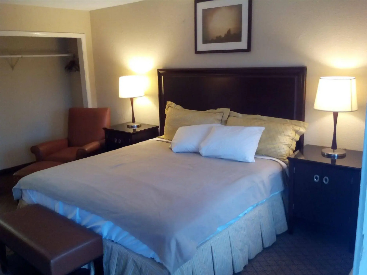 Foto - Travel Inn & Suites
