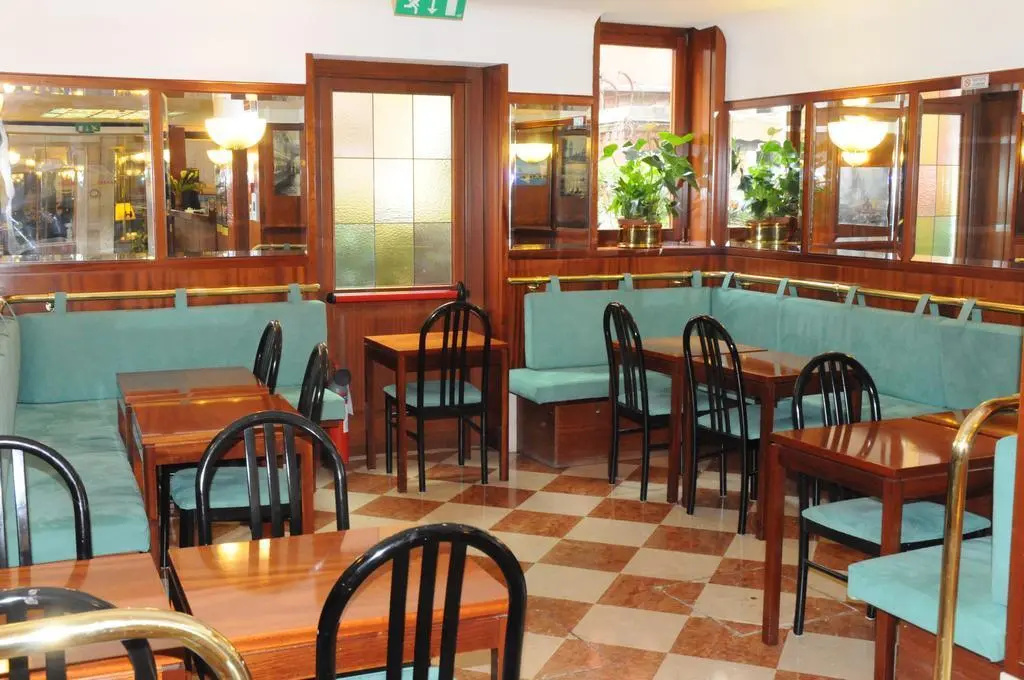 Photo - Hotel Diana