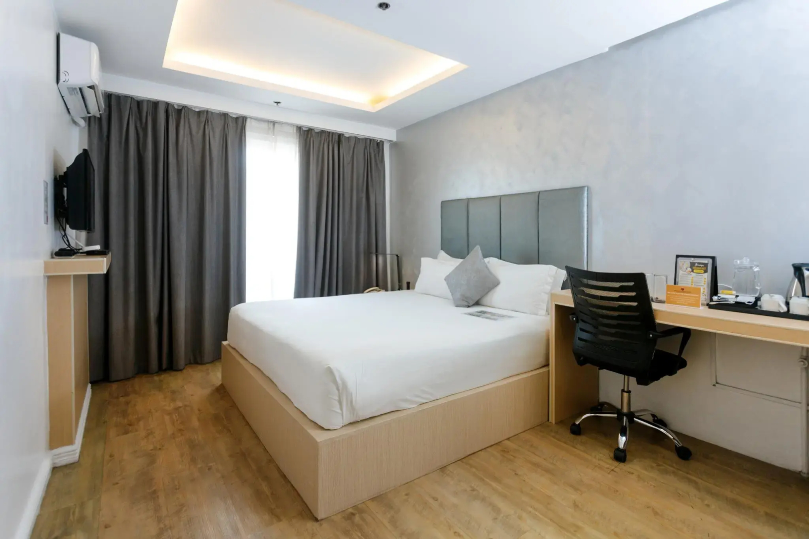 Foto - Regency Grand Suites
